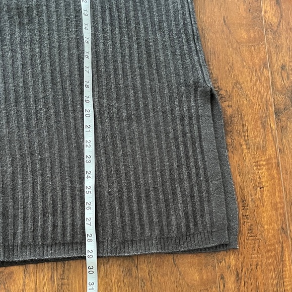 Free People Gray Ribbed Sweater - Picture 9 of 9